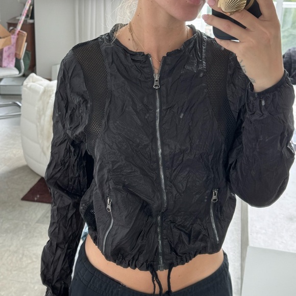 LAST CHANCE‼️ ALO Yoga Black Bomber Jacket - Picture 1 of 4